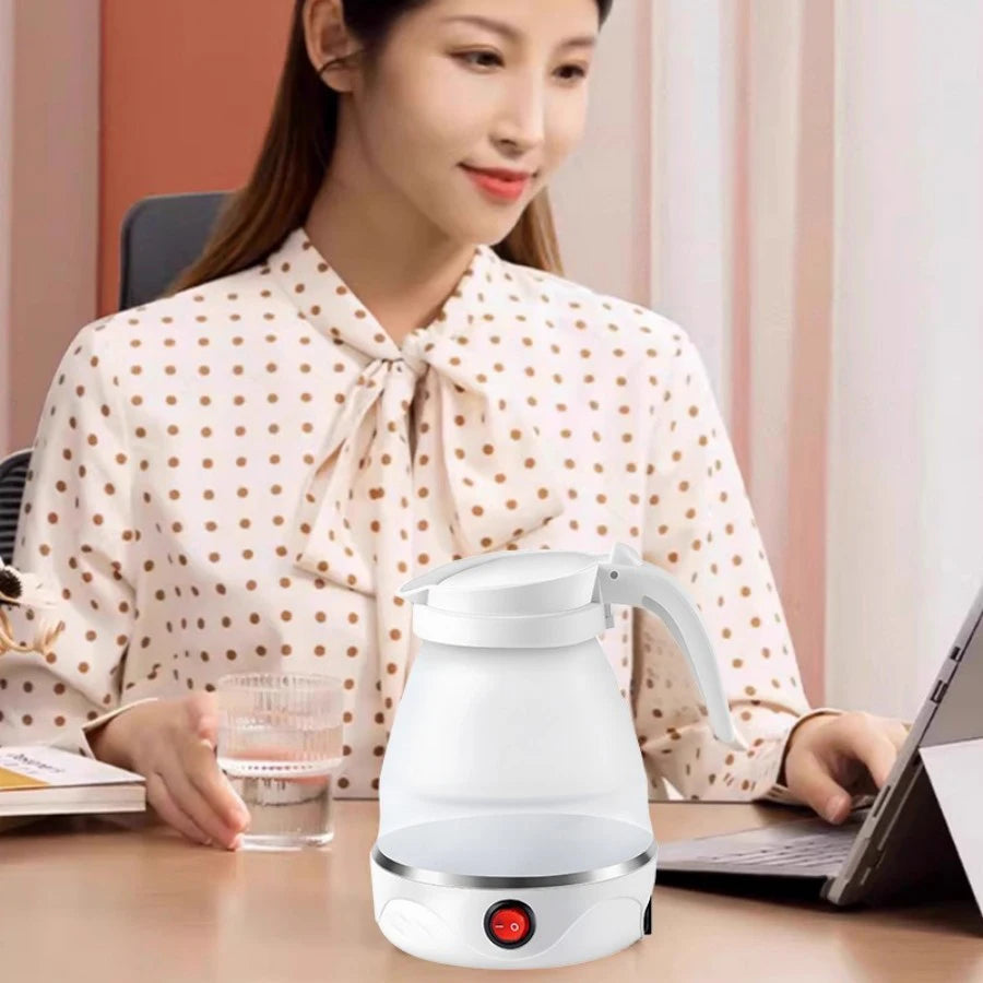 Folding Electric Kettle 0.6L – Portable Silicone Travel Kettle with Auto Shut-Off